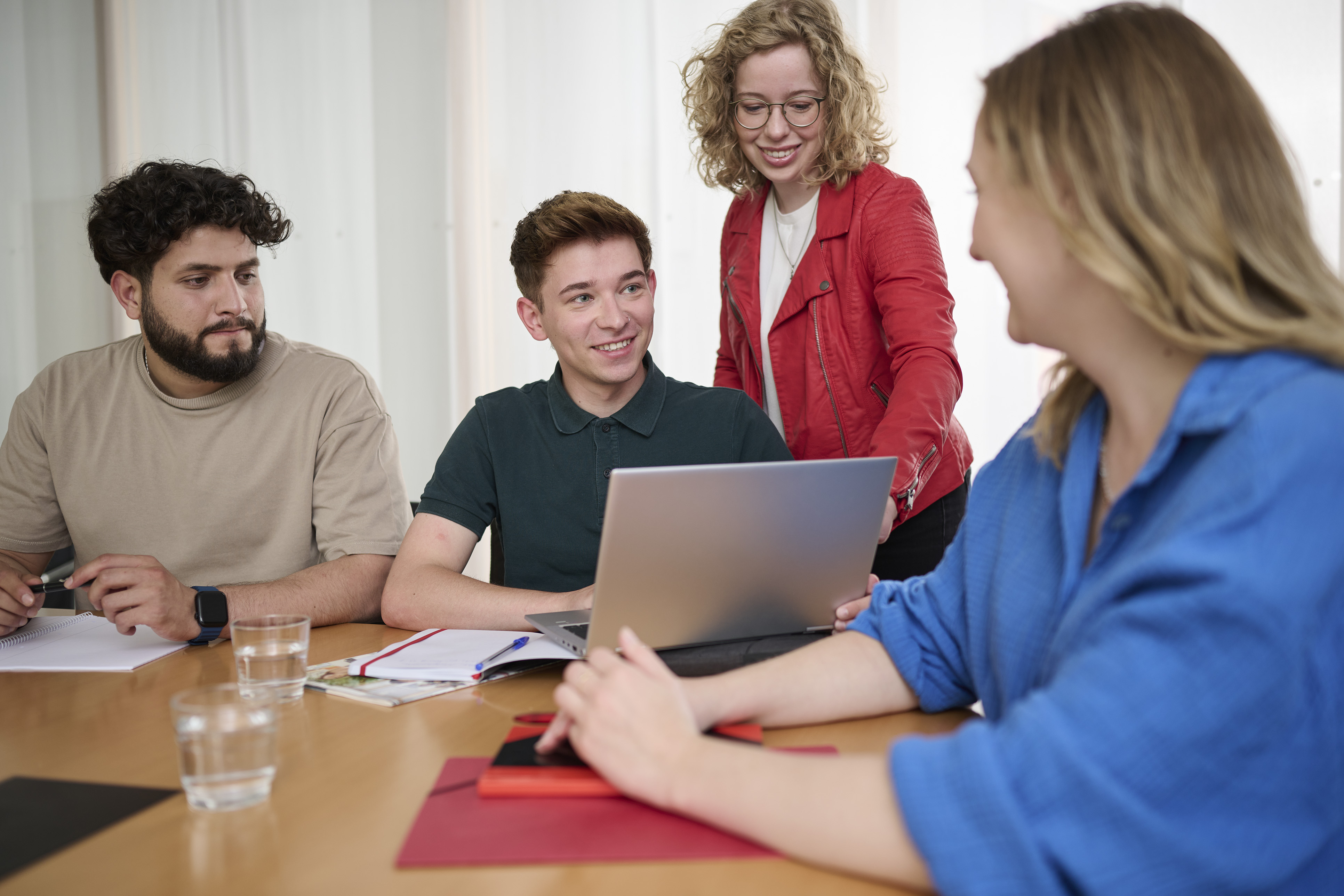 Titelbild - Studium "Beratung für Bildung, Beruf und Beschäftigung" oder "Arbeitsmarktmanagement" (m/w/d)