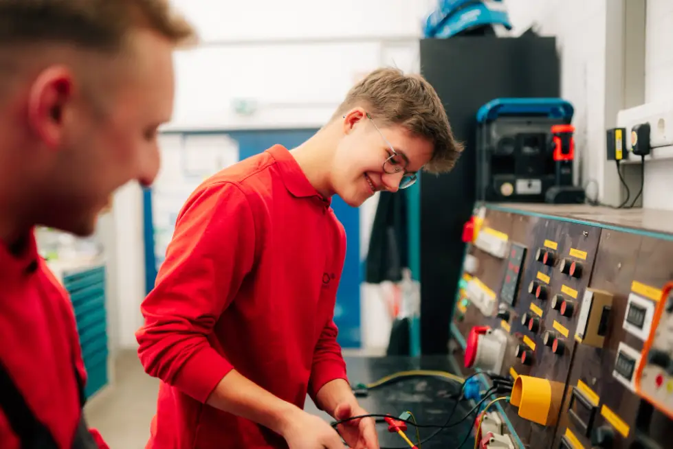 Titelbild - Ausbildung zum Elektroniker - Energie- und Gebäudetechnik (m/w/d)