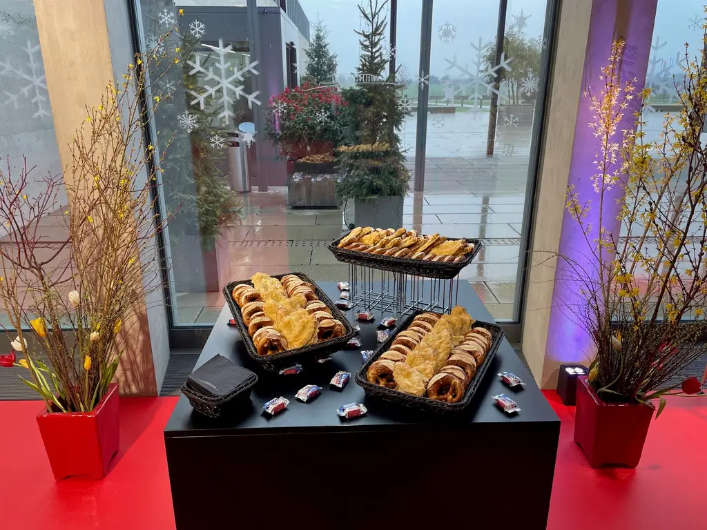Titelbild - Ausbildung zu Fachkraft Systemgastronomie (m/w/d)
