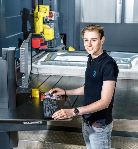 Titelbild - Duales Studium (DHBW) - Maschinenbau Fahrzeug-System-Engineering 2026 (m/w/d)