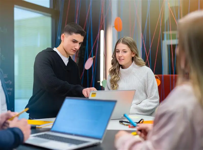 Titelbild - Auszubildender Fachinformatiker Anwendungsentwicklung (w|m|d)