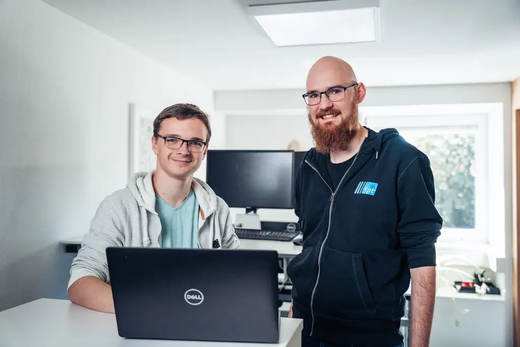 Titelbild - Duales Studium Informatik (m/w/d) - Informationstechnik
