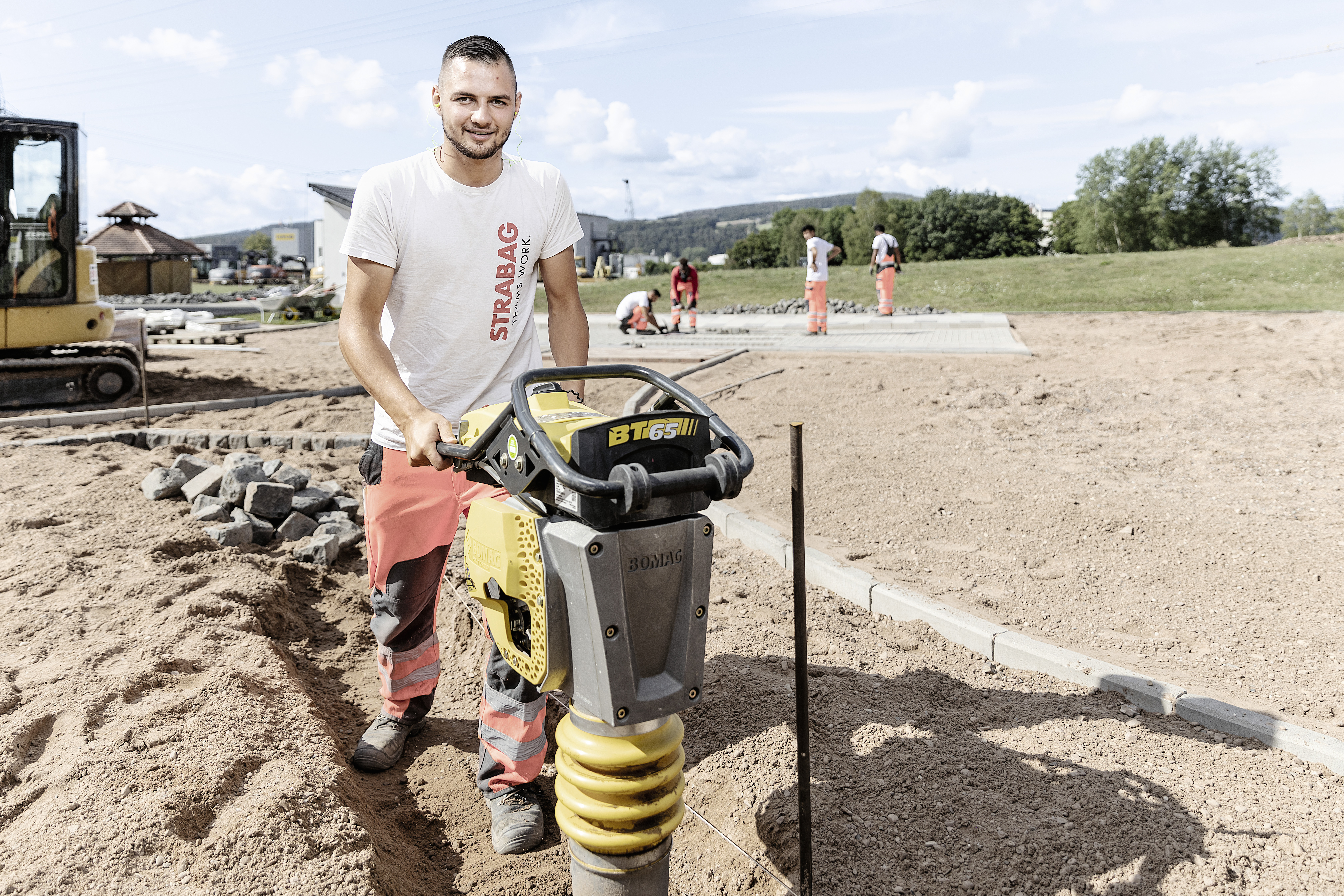 Titelbild - Ausbildung zum:zur Straßenbauer:in (m/w/d) 2024 - Augsburg