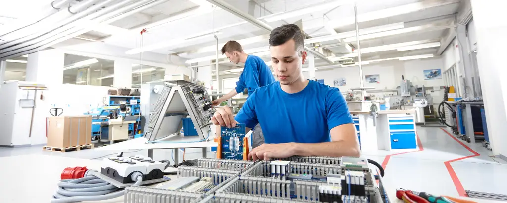 Titelbild - Praktikum als Elektroniker für Betriebstechnik (m/w/d)