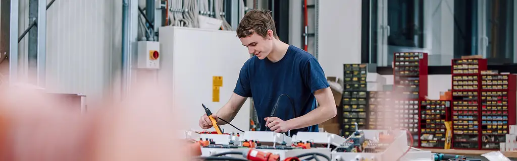 Titelbild - Ausbildung zum Mechatroniker (w/m/d)