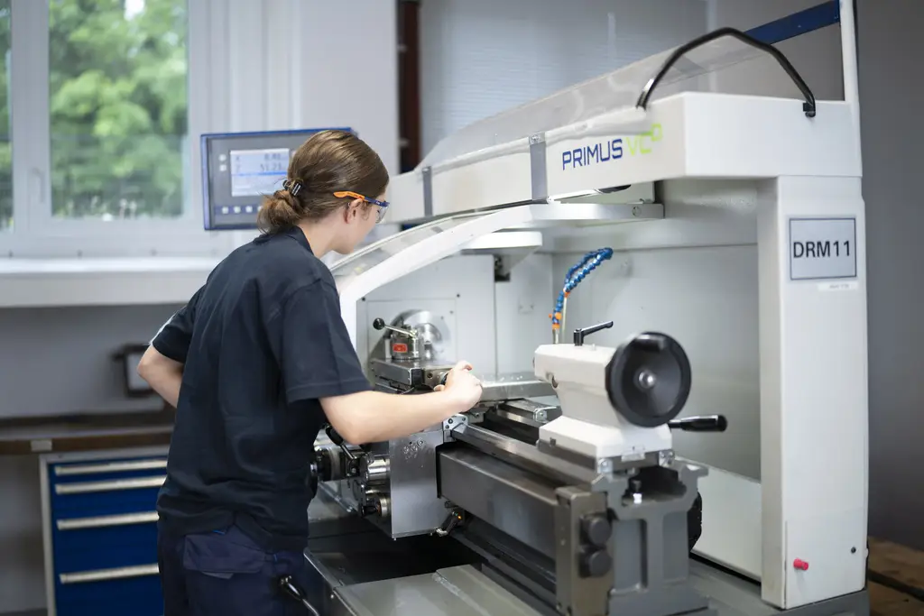 Titelbild - Auszubildender Werkzeugmechaniker, Fachrichtung Formentechnik (m/w/d)
