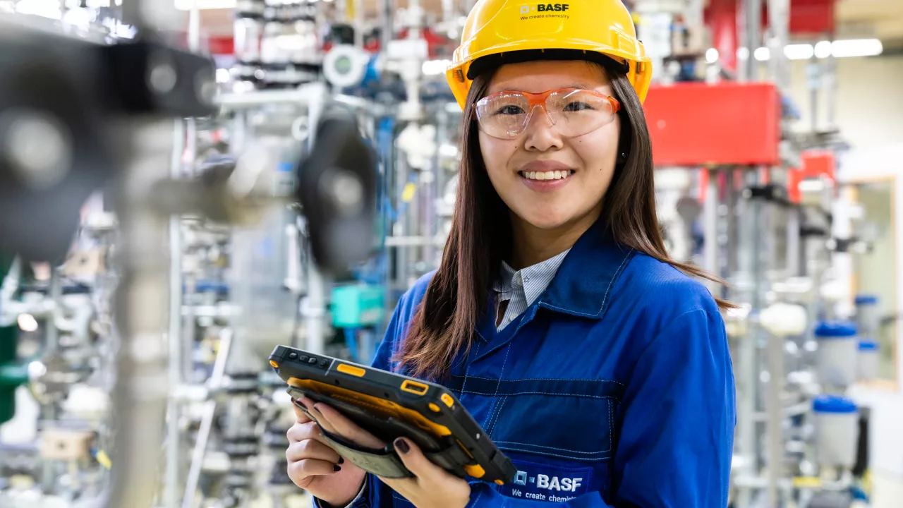 Titelbild - Bachelor of Engineering - Maschinenbau - Verfahrenstechnik (m/w/d)