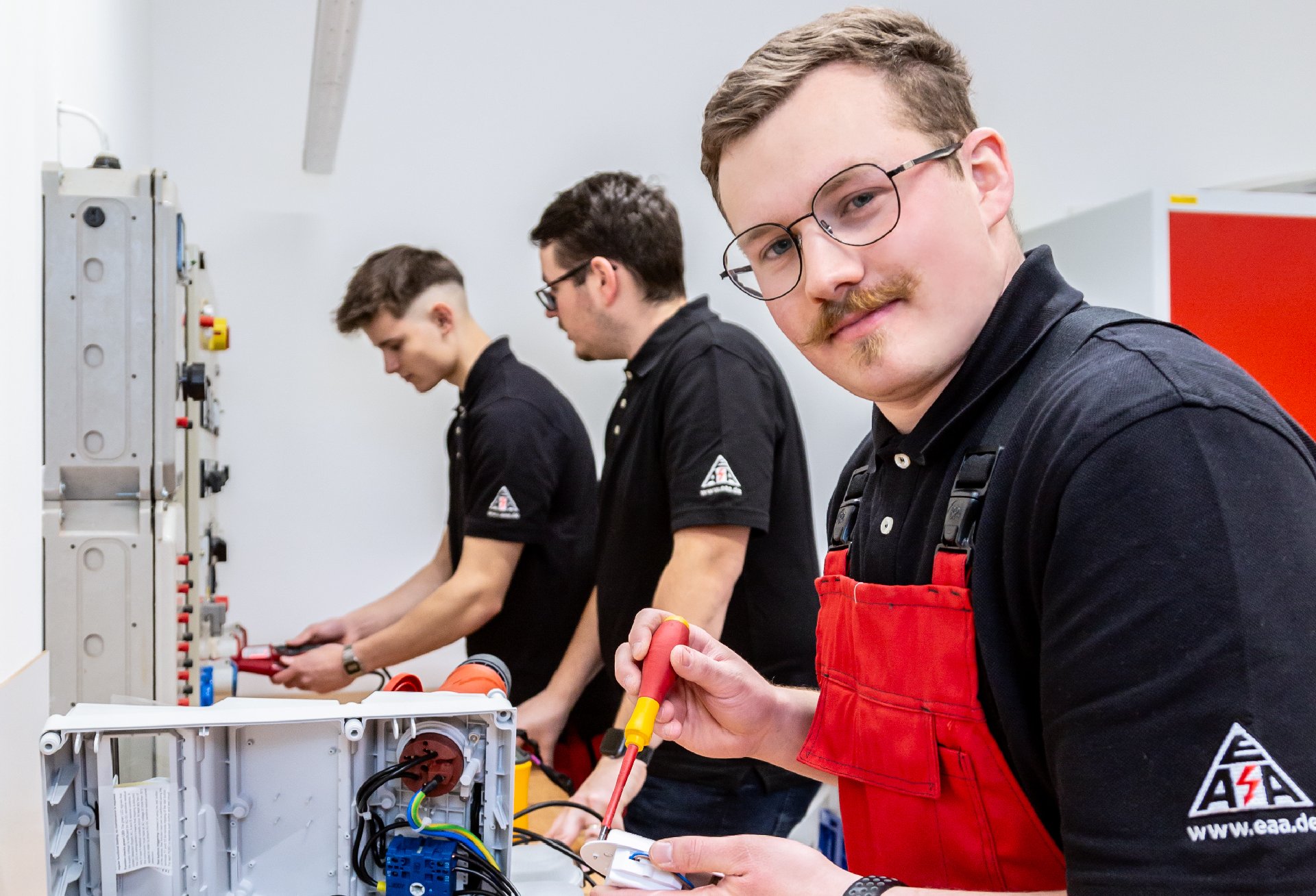 Titelbild - Ausbildung zum Elektroniker für Energie- und Gebäudetechnik (m/w/d)