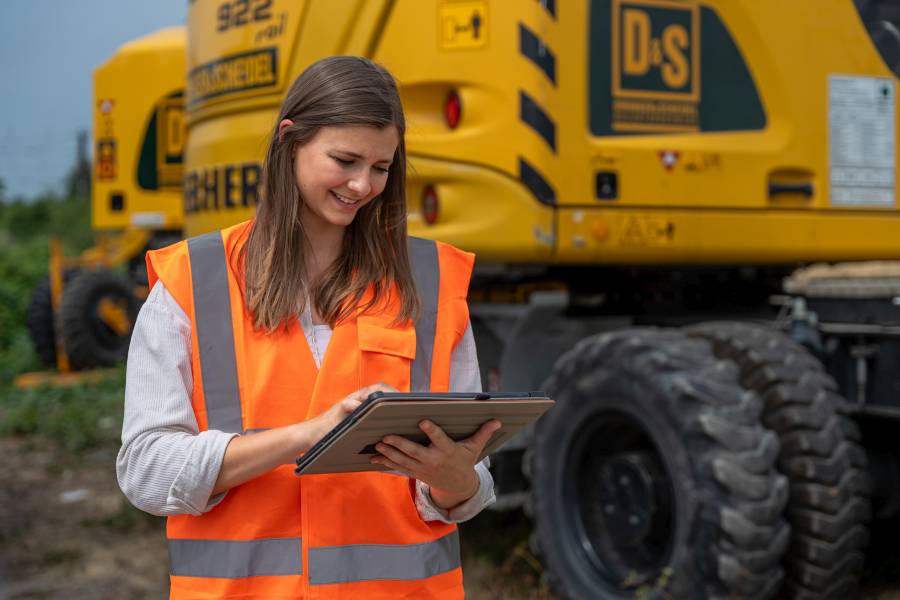 Titelbild - Bachelor of Engineering - Bauingenieurwesen Projektmanagement im Tief-, Straßen- und Rohrleitungsbau 2025 (m/w/d)