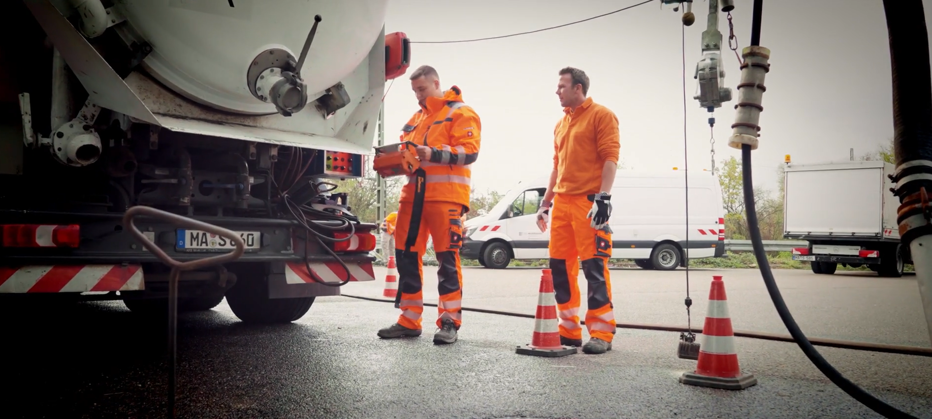 Titelbild - Ausbildung Umwelttechnolog*in für Rohrleitungsnetze und Industrieanlagen (m/w/d)